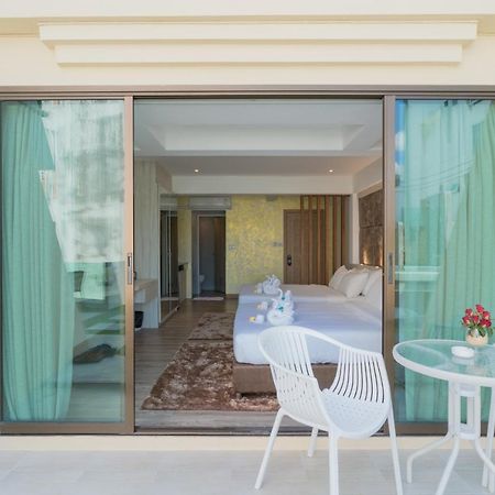Destinaation Patong Boutique Hotel By The Sea Exteriör bild