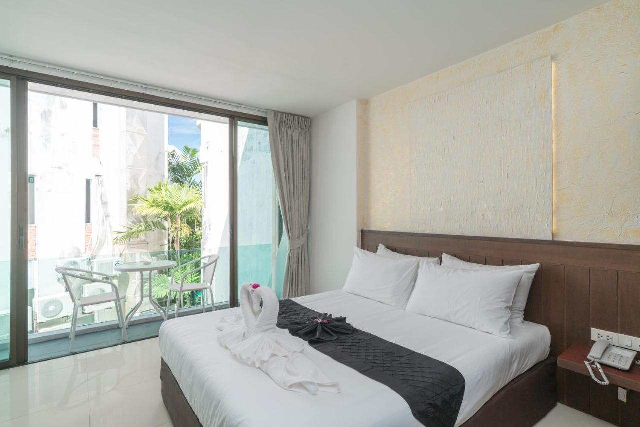 Destinaation Patong Boutique Hotel By The Sea Exteriör bild