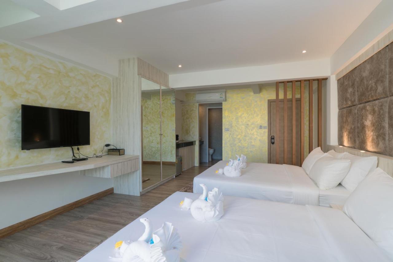 Destinaation Patong Boutique Hotel By The Sea Exteriör bild