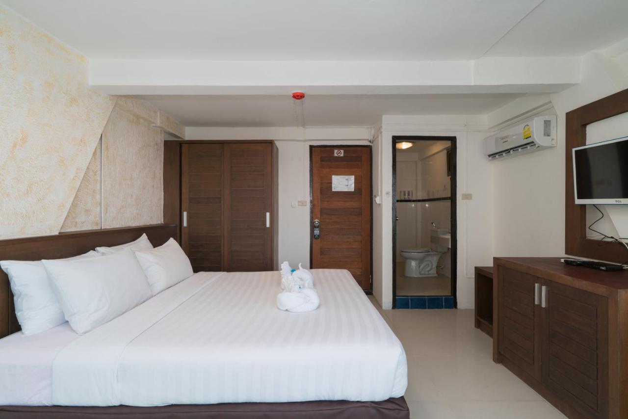 Destinaation Patong Boutique Hotel By The Sea Exteriör bild