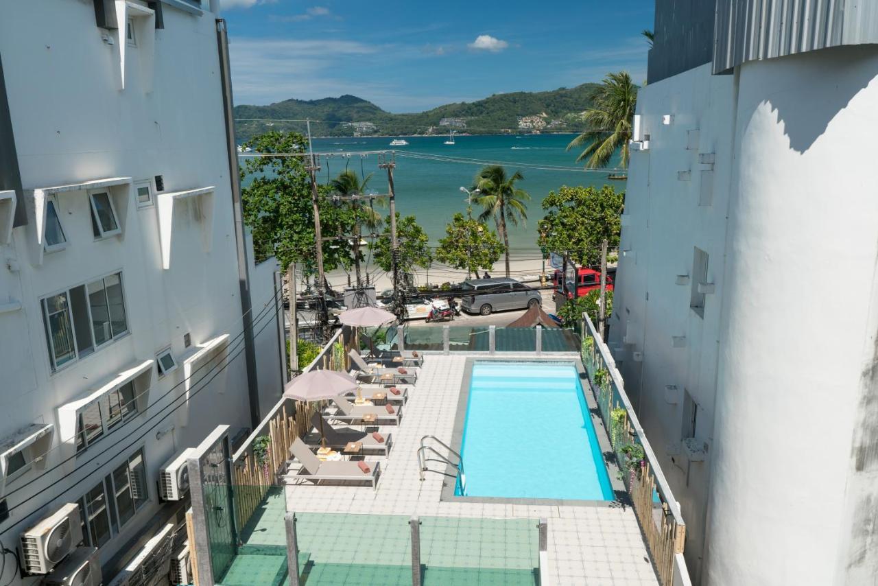 Destinaation Patong Boutique Hotel By The Sea Exteriör bild