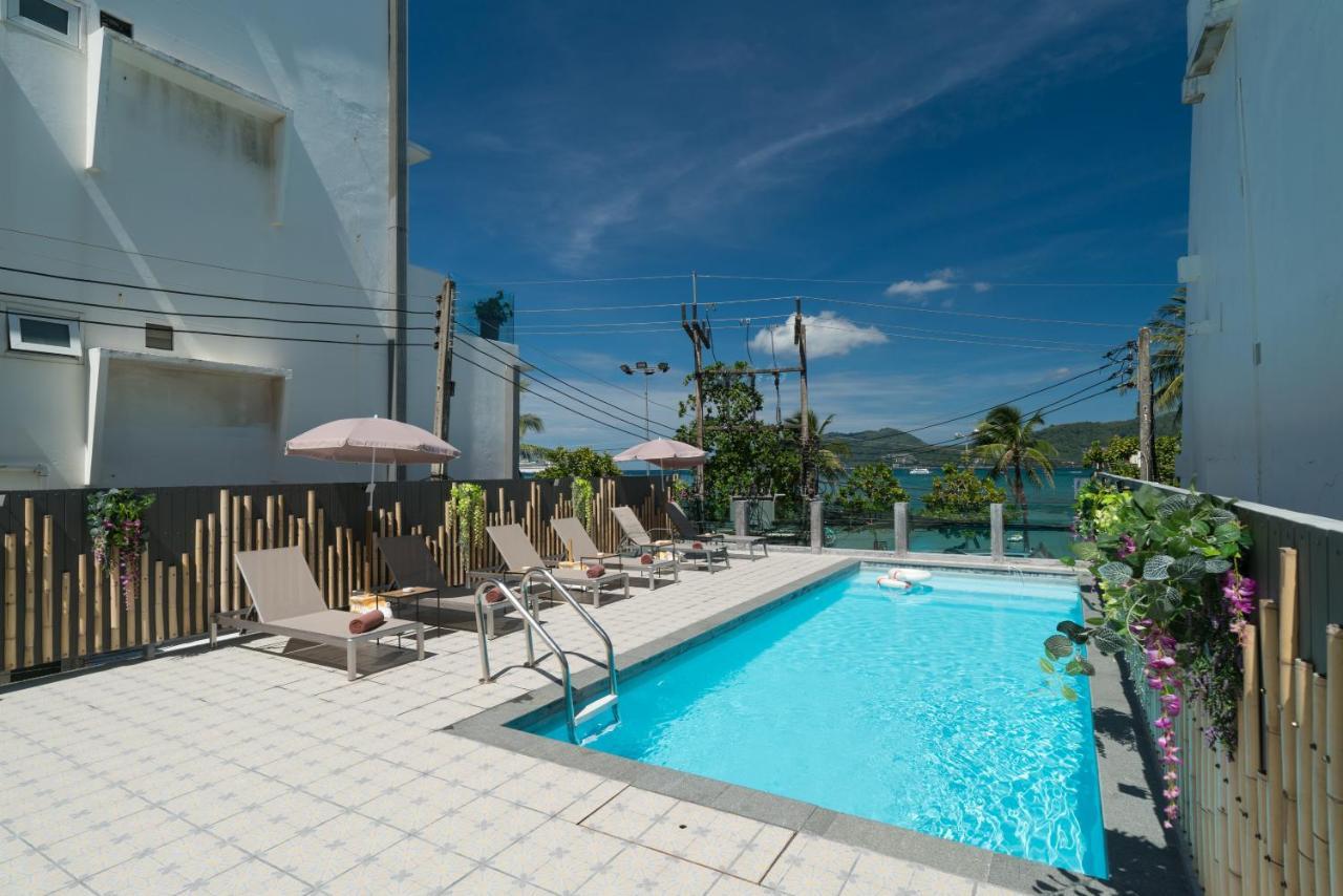 Destinaation Patong Boutique Hotel By The Sea Exteriör bild